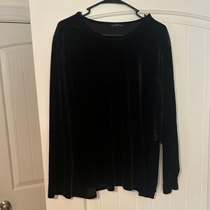 Lands' End Classic Black Top